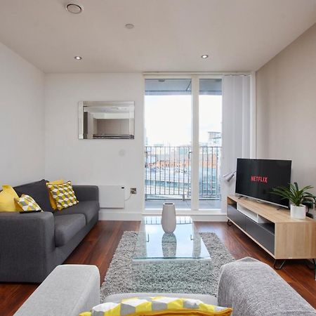 Lovely Central Abode - Amazing Views - Parking Apartment Manchester Bagian luar foto